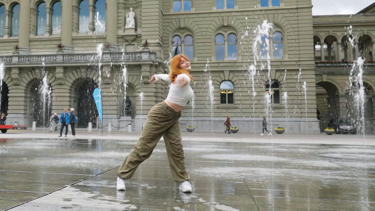 OUTDOOR Adventure Is dancing in the fountains of Bern